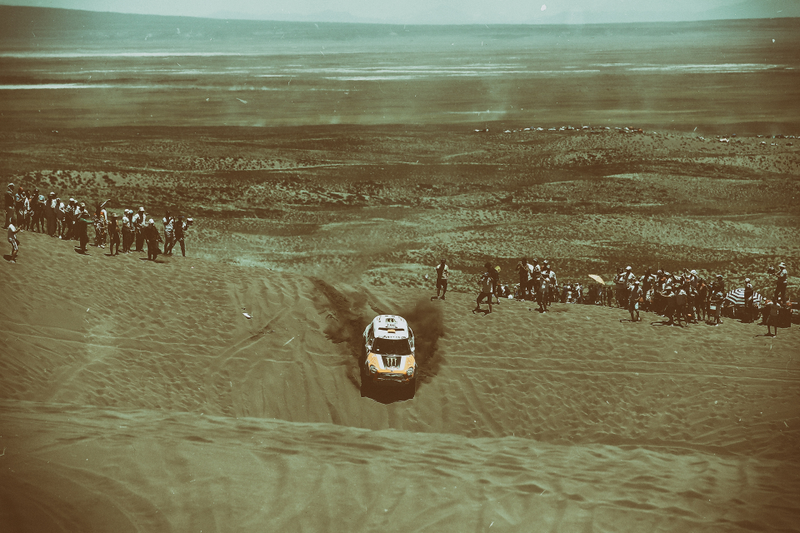 Illustration for article titled These Gorgeous Photos Of The Dakar Rally Were Taken This Year